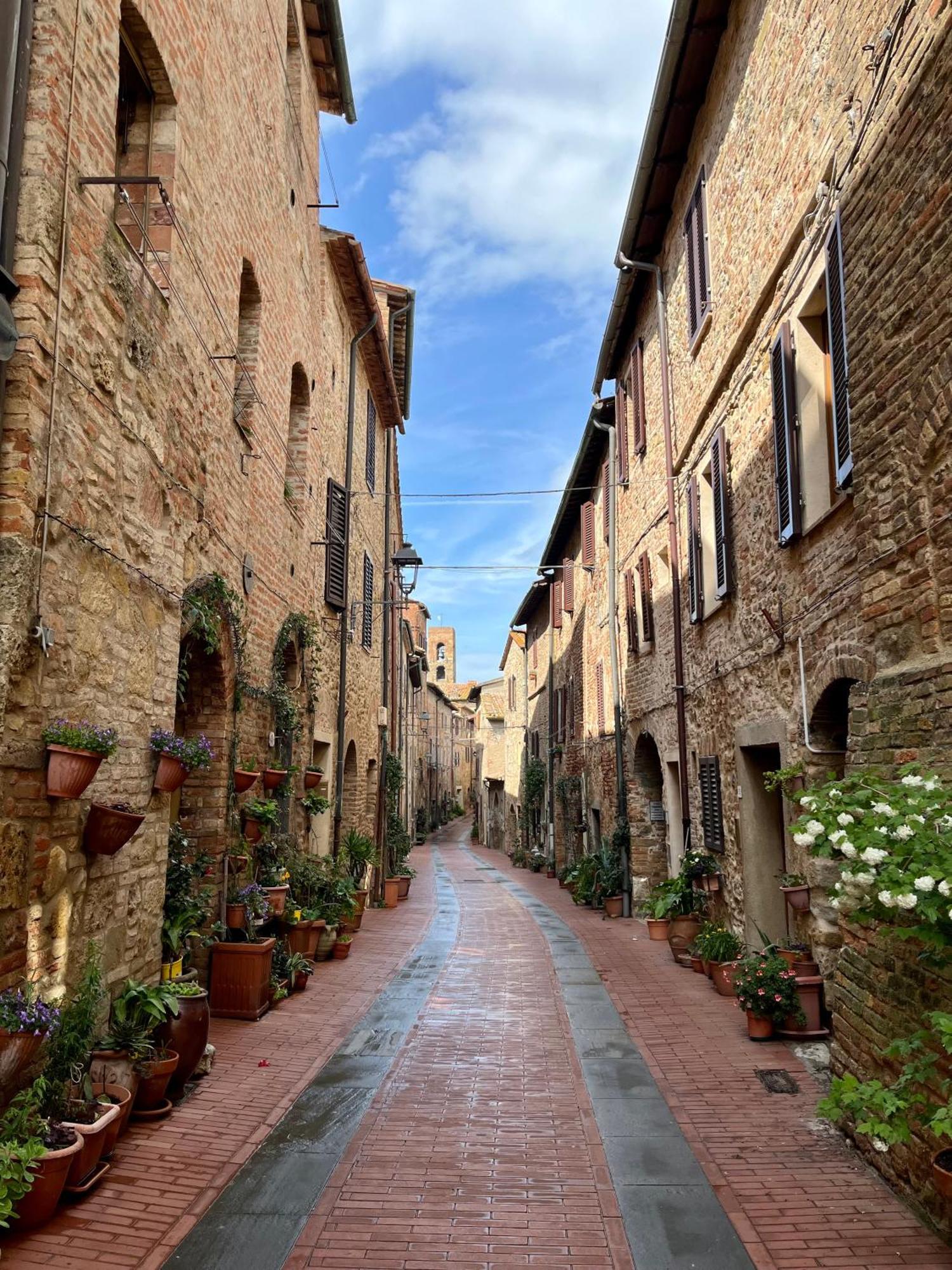 Appartamento Mirella In Centro Storico Casole dʼElsa Dış mekan fotoğraf