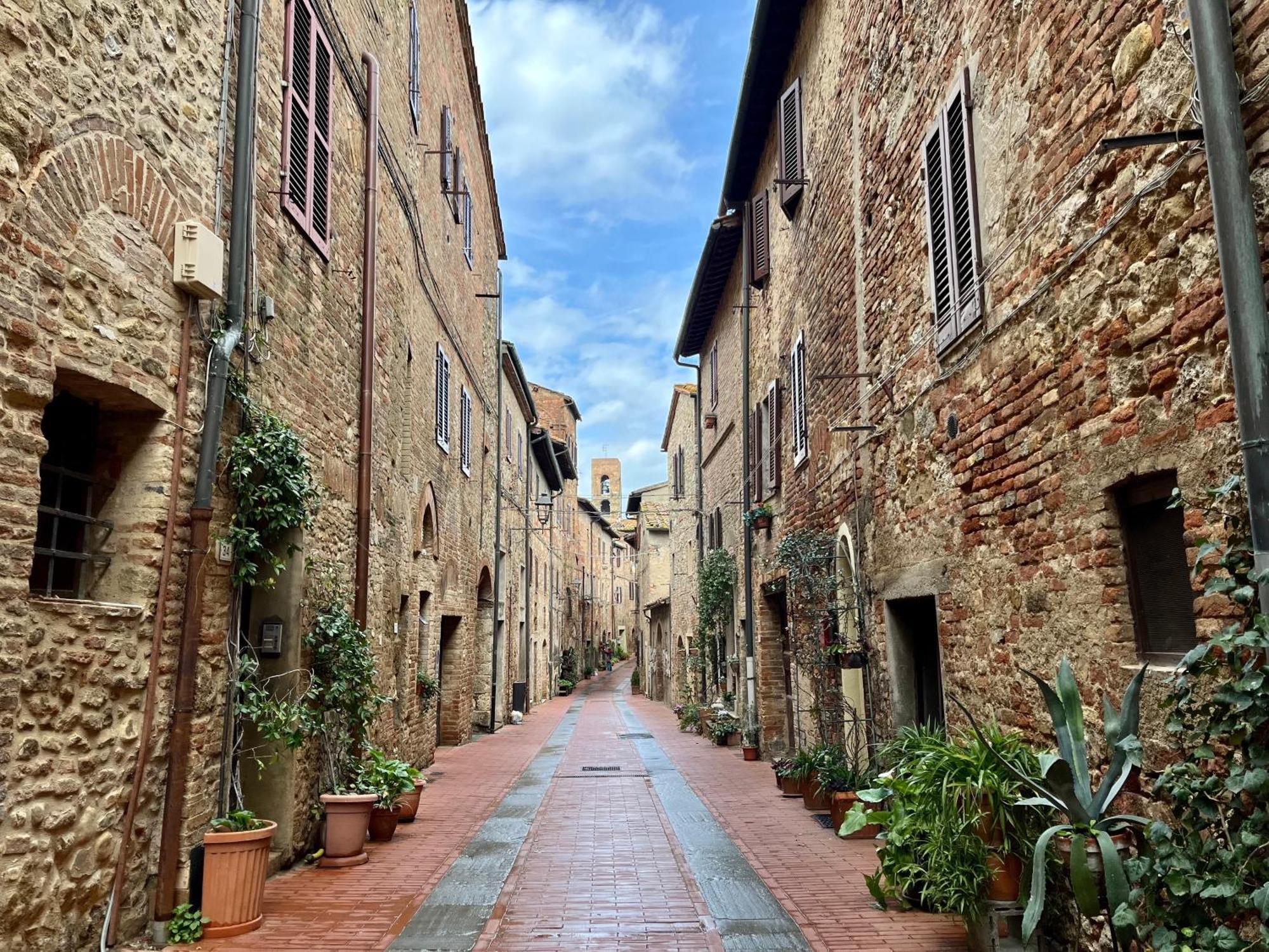 Appartamento Mirella In Centro Storico Casole dʼElsa Dış mekan fotoğraf